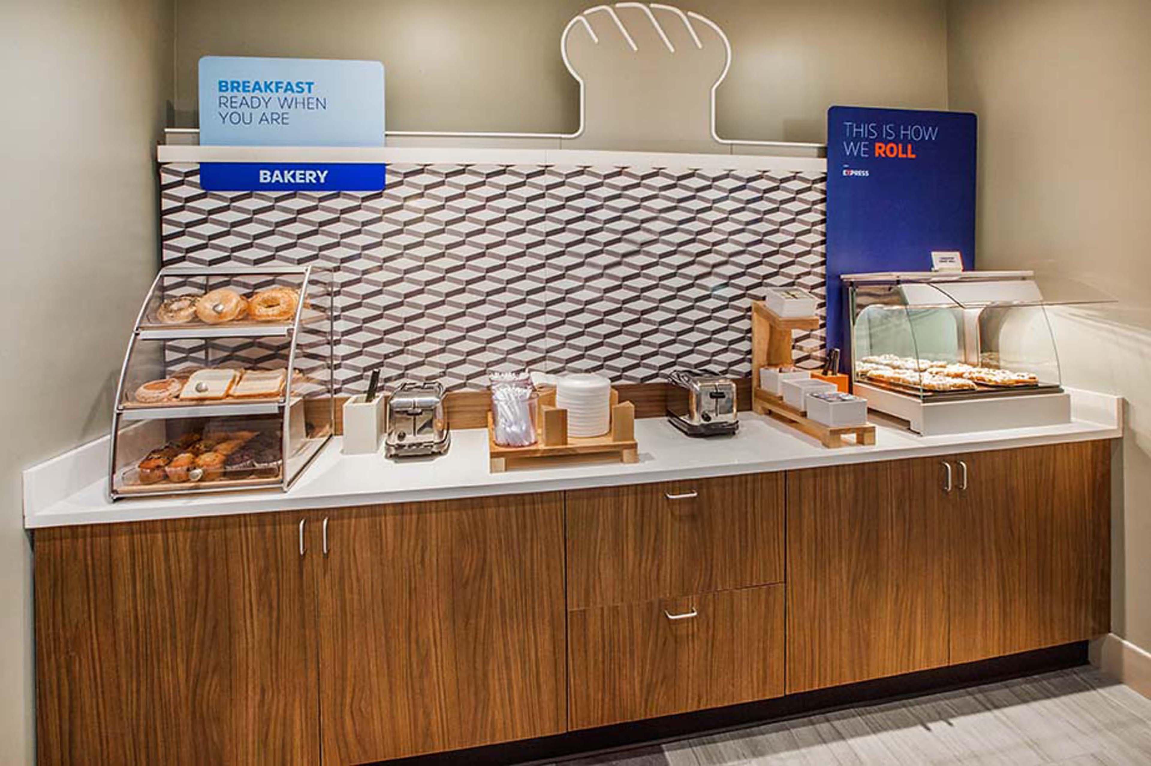 Holiday Inn Express & Suites - Indianapolis Northwest By Ihg Ngoại thất bức ảnh